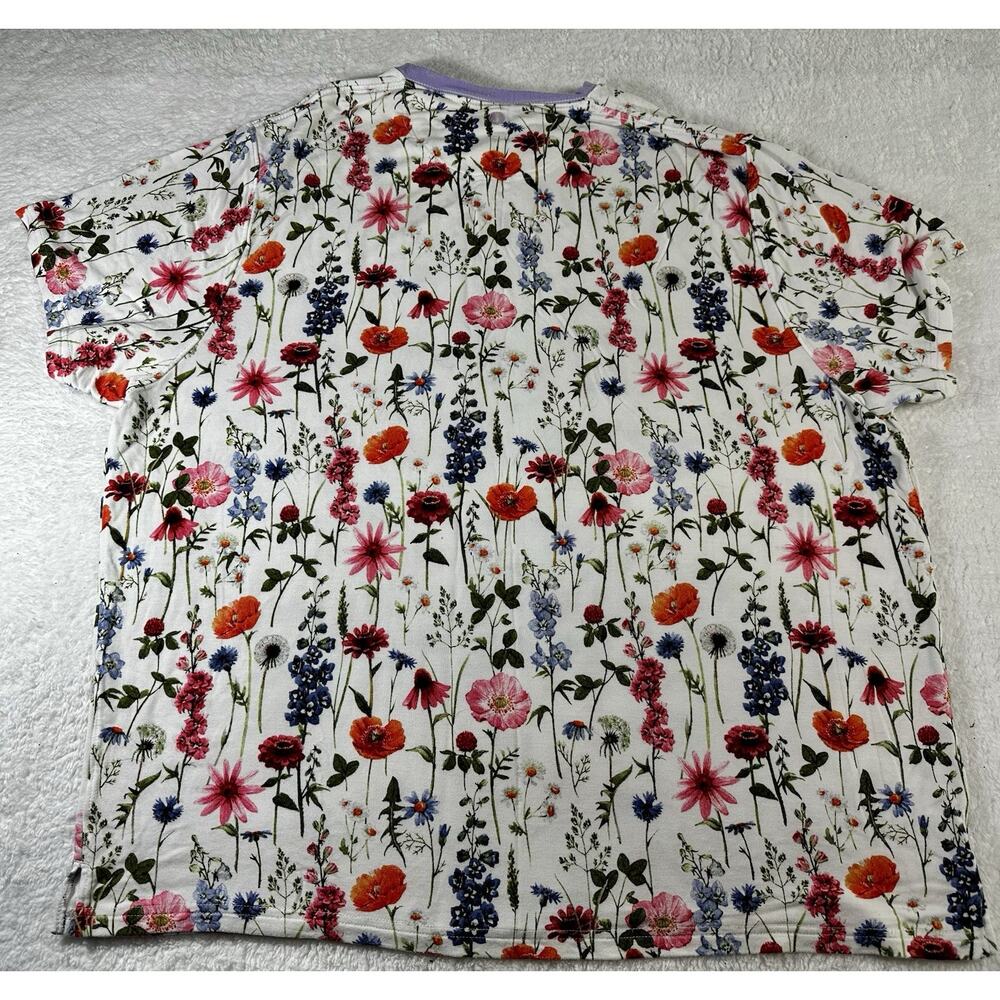Jamby Jamtee Plus Size 3X Lightweight T-shirt in Bouquet Design - Picture 3 of 6